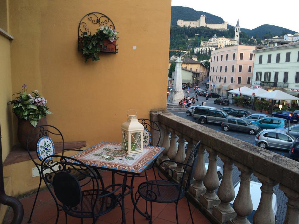 La Terrazza Διαμέρισμα Σπολέτο Εξωτερικό φωτογραφία