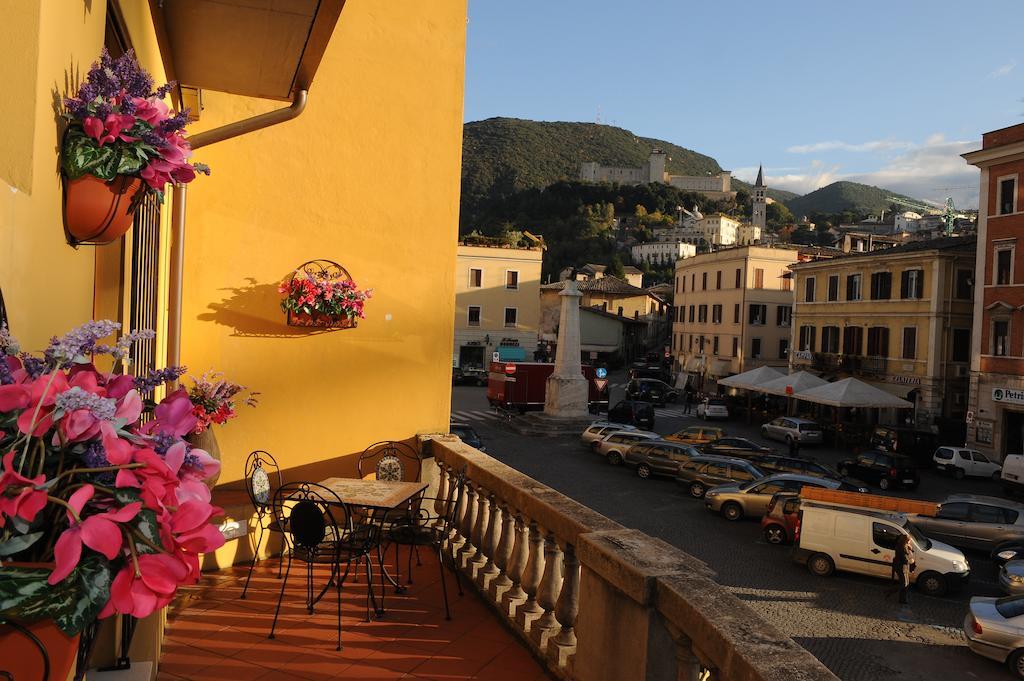 La Terrazza Διαμέρισμα Σπολέτο Εξωτερικό φωτογραφία